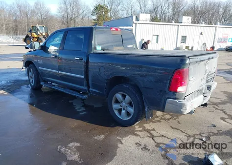 2015 Ram 1500 Big Horn z USA, uszkodzony, nr VIN 1C6RR7TT4FS759394